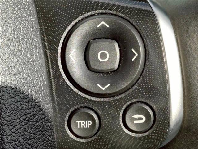 シエンタ ファンベースＧ　セーフティＥＤ　純正ナビ　フルセグＴＶ　全方位　両側電動扉　衝突軽減　クルコン　クリアランスソナー　シートヒーター　ドラレコ　純正ビルトインＥＴＣ　ＬＥＤヘッド　フォグランプ　オートライト　オートマチックハイビーム（9枚目）