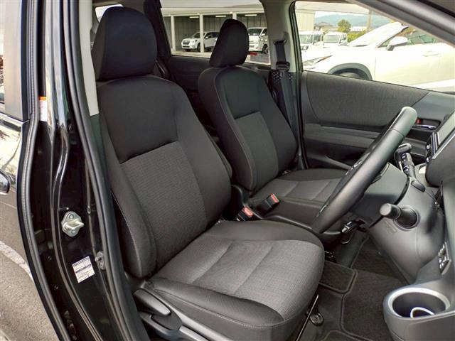 シエンタ ファンベースＧ　セーフティＥＤ　純正ナビ　フルセグＴＶ　全方位　両側電動扉　衝突軽減　クルコン　クリアランスソナー　シートヒーター　ドラレコ　純正ビルトインＥＴＣ　ＬＥＤヘッド　フォグランプ　オートライト　オートマチックハイビーム（22枚目）