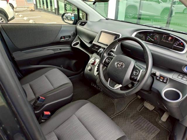 シエンタ ファンベースＧ　セーフティＥＤ　純正ナビ　フルセグＴＶ　全方位　両側電動扉　衝突軽減　クルコン　クリアランスソナー　シートヒーター　ドラレコ　純正ビルトインＥＴＣ　ＬＥＤヘッド　フォグランプ　オートライト　オートマチックハイビーム（23枚目）