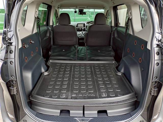 シエンタ ファンベースＧ　セーフティＥＤ　純正ナビ　フルセグＴＶ　全方位　両側電動扉　衝突軽減　クルコン　クリアランスソナー　シートヒーター　ドラレコ　純正ビルトインＥＴＣ　ＬＥＤヘッド　フォグランプ　オートライト　オートマチックハイビーム（28枚目）