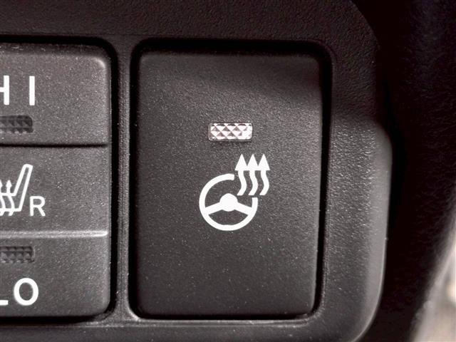 シエンタ ファンベースＧ　セーフティＥＤ　純正ナビ　フルセグＴＶ　全方位　両側電動扉　衝突軽減　クルコン　クリアランスソナー　シートヒーター　ドラレコ　純正ビルトインＥＴＣ　ＬＥＤヘッド　フォグランプ　オートライト　オートマチックハイビーム（37枚目）