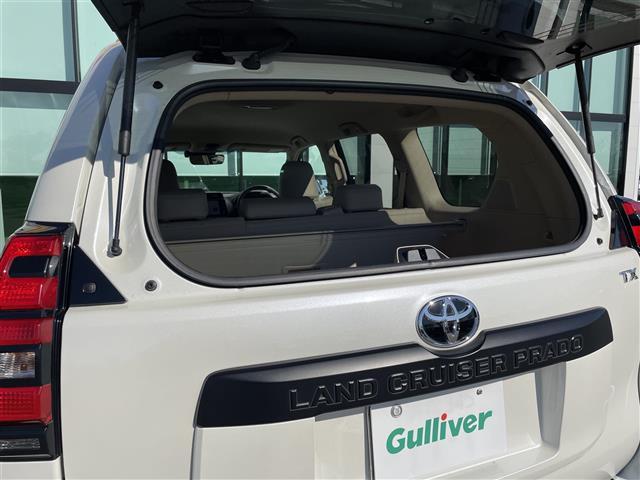 ランドクルーザープラド ＴＸ　Ｌパッケージ　マットブラックエディション　純正９インチナビ　全方位カメラ　パワーシート　シートヒーター　シートベンチレーション　ビルトインＥＴＣ２．０　レーダークルコン　ステリモ　ブラインドスポットモニター　オートライト　ＬＥＤヘッドライト（23枚目）