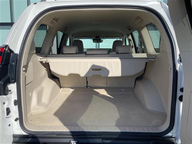 ランドクルーザープラド ＴＸ　Ｌパッケージ　マットブラックエディション　純正９インチナビ　全方位カメラ　パワーシート　シートヒーター　シートベンチレーション　ビルトインＥＴＣ２．０　レーダークルコン　ステリモ　ブラインドスポットモニター　オートライト　ＬＥＤヘッドライト（29枚目）