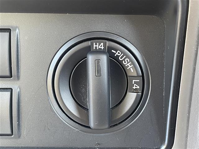 ランドクルーザープラド ＴＸ　Ｌパッケージ　マットブラックエディション　純正９インチナビ　全方位カメラ　パワーシート　シートヒーター　シートベンチレーション　ビルトインＥＴＣ２．０　レーダークルコン　ステリモ　ブラインドスポットモニター　オートライト　ＬＥＤヘッドライト（34枚目）