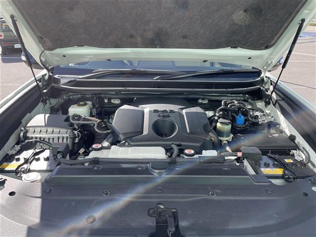 ランドクルーザープラド ＴＸ　Ｌパッケージ　マットブラックエディション　純正９インチナビ　全方位カメラ　パワーシート　シートヒーター　シートベンチレーション　ビルトインＥＴＣ２．０　レーダークルコン　ステリモ　ブラインドスポットモニター　オートライト　ＬＥＤヘッドライト（40枚目）