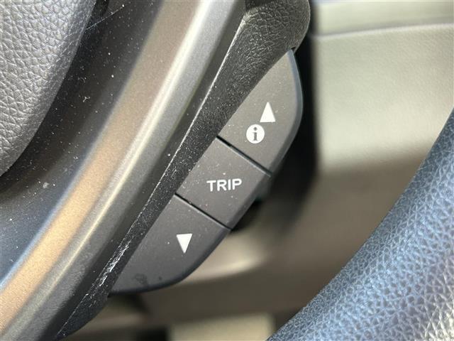 フリード Ｇ・ホンダセンシング　純正ナビ　フルセグＴＶ　Ｂカメ　両側電動扉　衝突軽減　クルコン　横滑り防止機能　アイドリングストップ　ドラレコ　ＥＴＣ　シートヒーター　ＬＥＤヘッド　オートライト（10枚目）