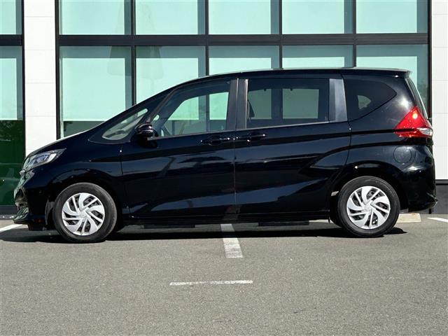 フリード Ｇ・ホンダセンシング　純正ナビ　フルセグＴＶ　Ｂカメ　両側電動扉　衝突軽減　クルコン　横滑り防止機能　アイドリングストップ　ドラレコ　ＥＴＣ　シートヒーター　ＬＥＤヘッド　オートライト（15枚目）