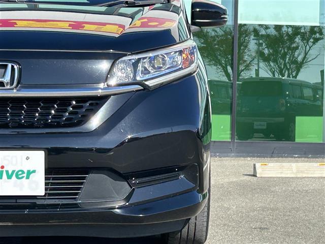 フリード Ｇ・ホンダセンシング　純正ナビ　フルセグＴＶ　Ｂカメ　両側電動扉　衝突軽減　クルコン　横滑り防止機能　アイドリングストップ　ドラレコ　ＥＴＣ　シートヒーター　ＬＥＤヘッド　オートライト（19枚目）