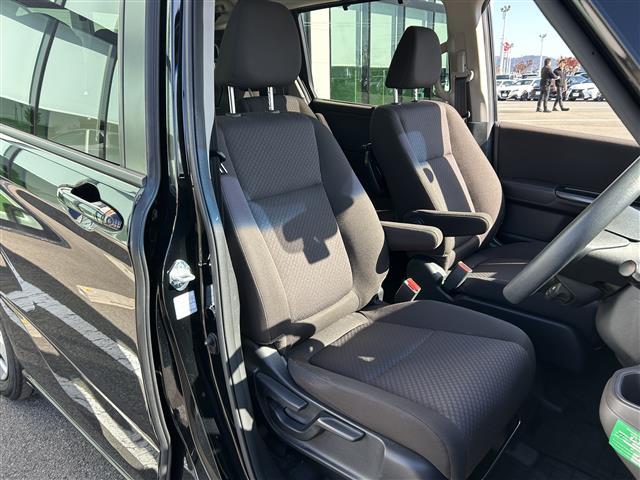 フリード Ｇ・ホンダセンシング　純正ナビ　フルセグＴＶ　Ｂカメ　両側電動扉　衝突軽減　クルコン　横滑り防止機能　アイドリングストップ　ドラレコ　ＥＴＣ　シートヒーター　ＬＥＤヘッド　オートライト（23枚目）