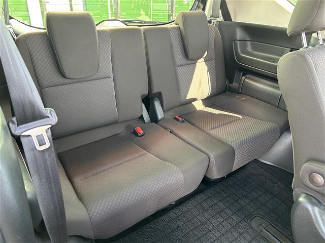 フリード Ｇ・ホンダセンシング　純正ナビ　フルセグＴＶ　Ｂカメ　両側電動扉　衝突軽減　クルコン　横滑り防止機能　アイドリングストップ　ドラレコ　ＥＴＣ　シートヒーター　ＬＥＤヘッド　オートライト（25枚目）