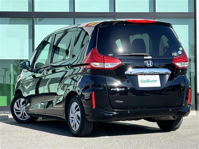 フリード Ｇ・ホンダセンシング　純正ナビ　フルセグＴＶ　Ｂカメ　両側電動扉　衝突軽減　クルコン　横滑り防止機能　アイドリングストップ　ドラレコ　ＥＴＣ　シートヒーター　ＬＥＤヘッド　オートライト（43枚目）