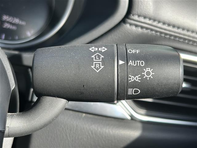 ＣＸ－８ ２５Ｓ　ブラックトーンエディション　純正１２．３インチナビ　全方位カメラ　シートヒーター　シートメモリー　パワーシート　ステアリングヒーター　ステアリングリモコン　ＥＴＣ　ブラインドスポットモニター　ヘッドアップディスプレイ（10枚目）