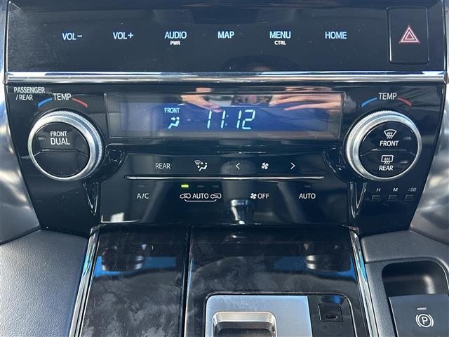 ヴェルファイア ２．５Ｚ　Ｇエディション　純正１０インチナビ　純正１２．１インチフリップダウンモニター　バックカメラ　モデリスタエアロ　シートヒーター　シートベンチレーション　パワーシート　シートメモリー　両側パワスラ　ＥＴＣ　ＡＣ１００Ｖ（30枚目）