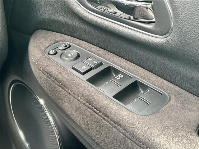 ヴェゼル ハイブリッドＲＳ・ホンダセンシング　純正８インチナビ　バックカメラ　ＥＴＣ　ドライブレコーダー　衝突軽減カメラ　車線逸脱防止機能　ＬＥＤヘッドライト　フォグランプ　オートライト　レーダークルーズコントロール　前席シートヒーター　革ステ（34枚目）