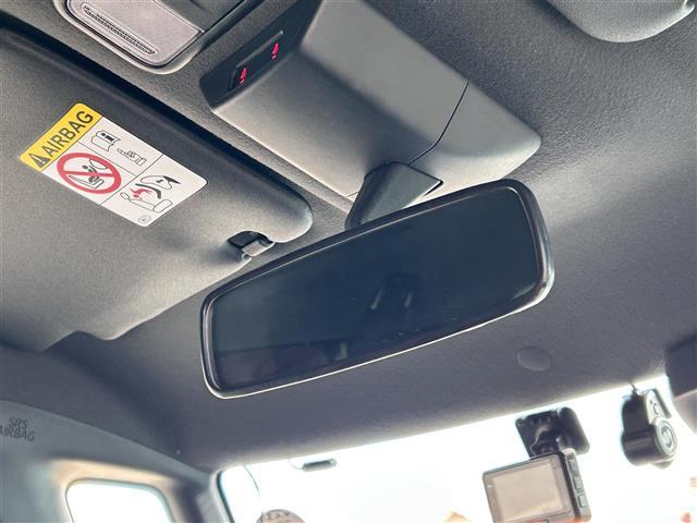 タント カスタムＲＳ　純正ディスプレイオーディオ　フルセグＴＶ　ＨＤＭＩ　全方位カメラ　両側パワースライドドア　プリクラッシュセーフティ　コーナーセンサー　横滑り防止装置　衝突被害軽減ブレーキ　アイドリングストップ（4枚目）