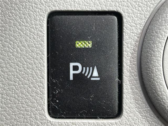 �y�p�[�L���O�Z���T�[�z���͂̏�Q���ɋ߂Â��ƁA�u�U�[�ł��m�点���āA�Փˉ�����T�|�[�g���܂��B���Ԏ���A�������ł̑��s�̍ۂɕ֗��ł��B