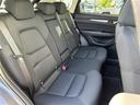 【後部座席】大人が座っても余裕のある広さです！！頭上や足元のスペースも広く取ってあります！