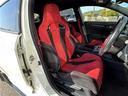 【運転席】座り心地が良いシートなので長時間の運転でも快適にお過ごしいただけます。新品のフロアマットのご注文も可能です。掲載箇所以外にご希望の写真がございましたらお気軽にお問い合わせ下さい。