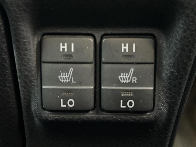 エスクァイア ハイブリッドＧｉ　純ナビ　Ｂｌｕｅｔｏｏｔｈ／フルセグ　ドラレコ　ＥＴＣ　エンジンスタートボタン　スマートキー　クルーズコントロール　バックカメラ　シートヒーター　後部モニター　３列シート（10枚目）