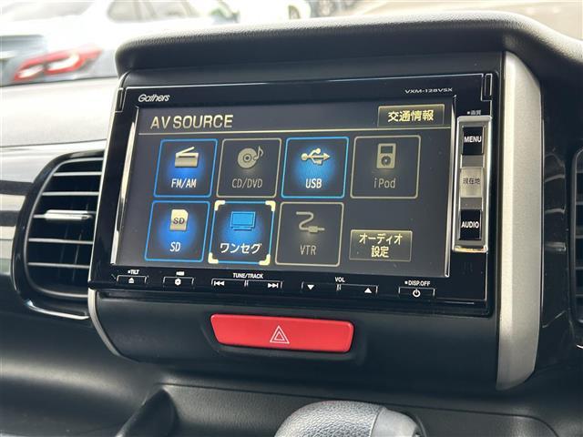 Ｎ－ＢＯＸカスタム Ｇ・ターボパッケージ　純正ナビＣＤ／ＤＶＤ／ワンセク゛　バックカメラ　ＥＴＣ　ドラレコ　クルコン　オートライト　ＬＥＤヘッドライトハロゲンフォグランプ　スマートキー　両側パワスラ　オートエアコン　純正マット　純正アルミ（3枚目）