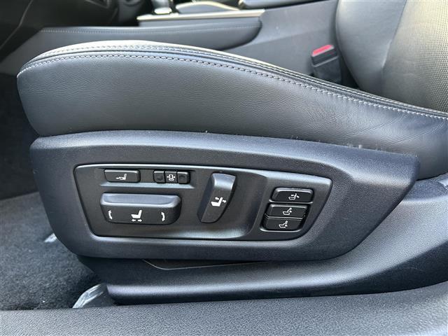 GS GS350 バージョンL クルコン/純正ヒ゛ルトインETC/Bカメラ/メーカー純ナヒ゛/横滑り防止/盗難防止/衝突軽減/ハ゜ーキンク゛アシスト/革シート/パワーシート/エアシート/シートヒーター/サンルーフ/ハ゜ト゛ルシフト(10枚目)