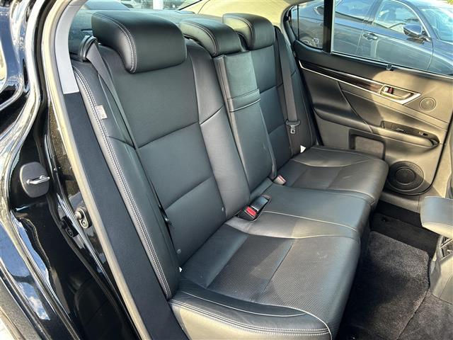 GS GS350 バージョンL クルコン/純正ヒ゛ルトインETC/Bカメラ/メーカー純ナヒ゛/横滑り防止/盗難防止/衝突軽減/ハ゜ーキンク゛アシスト/革シート/パワーシート/エアシート/シートヒーター/サンルーフ/ハ゜ト゛ルシフト(13枚目)