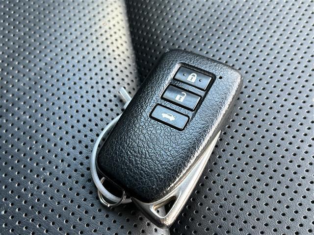 GS GS350 バージョンL クルコン/純正ヒ゛ルトインETC/Bカメラ/メーカー純ナヒ゛/横滑り防止/盗難防止/衝突軽減/ハ゜ーキンク゛アシスト/革シート/パワーシート/エアシート/シートヒーター/サンルーフ/ハ゜ト゛ルシフト(31枚目)