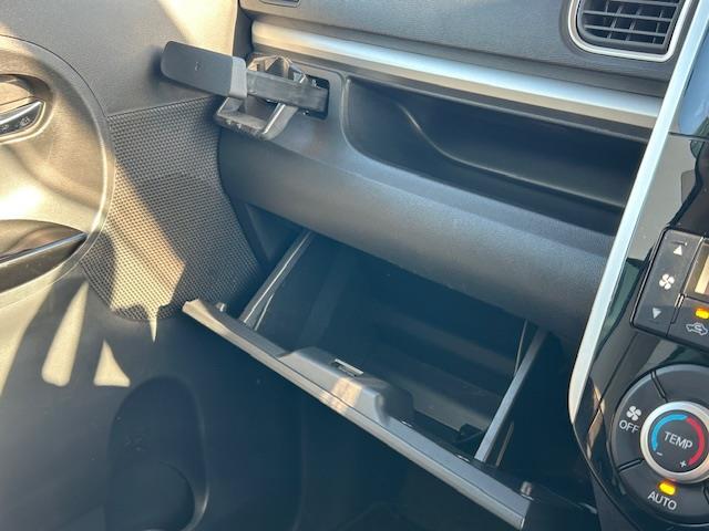 タント カスタムRS 純正ナビ 両側電動 フルセグTV Bカメラ ETC ステアリングスイッチ 純正AW 純正フロアマット LEDヘッドライト オートライト スマートキー スペアキー ターボ ドアバイザー(22枚目)