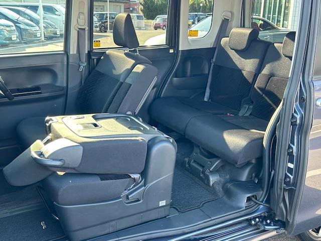 タント カスタムRS 純正ナビ 両側電動 フルセグTV Bカメラ ETC ステアリングスイッチ 純正AW 純正フロアマット LEDヘッドライト オートライト スマートキー スペアキー ターボ ドアバイザー(31枚目)