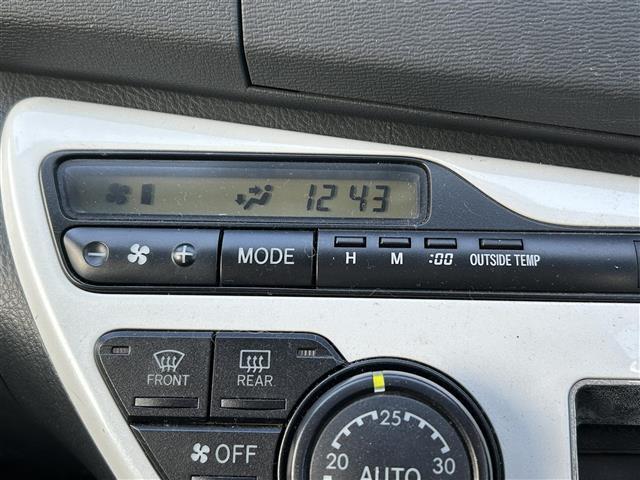 アイシス プラタナ　Ｖセレクションホワイトインテリアパッケージ　両側ハ゜ワスラ／３列シート／ＤラーＯＰ純ナヒ゛／ＡＭ／ＦＭ／ＤＶＤ／ワンセク゛／ＢＴ／Ｂカメラ／エンシ゛ンスタートホ゛タン／フロント／リア／エアロ／スマートキー／スヘ゜アキー／ＡＢＳ／Ｗエアハ゛ック゛（27枚目）