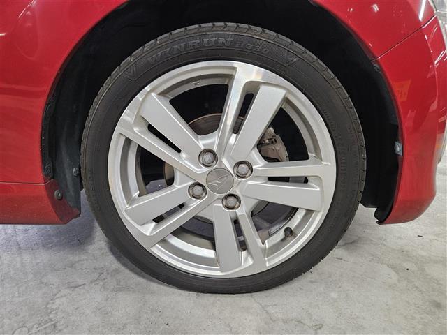 コペン ローブ 純正ナビ フルセグ ETC LEDヘッドライト ブラックインテリアパック ロッソモデロマフラー 純正16インチアルミ アイドリングストップ トランクリッドイージクローザー スマートキー 禁煙車(13枚目)