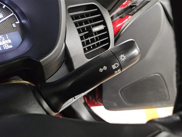 コペン ローブ 純正ナビ フルセグ ETC LEDヘッドライト ブラックインテリアパック ロッソモデロマフラー 純正16インチアルミ アイドリングストップ トランクリッドイージクローザー スマートキー 禁煙車(18枚目)