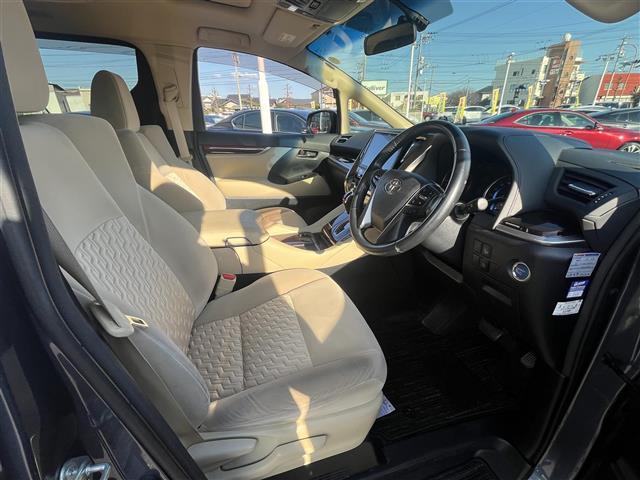 ヴェルファイアハイブリッド Ｘ　社外ナビ　８人乗り　後席モニター　ＥＴＣ　ＰＳドア（11枚目）