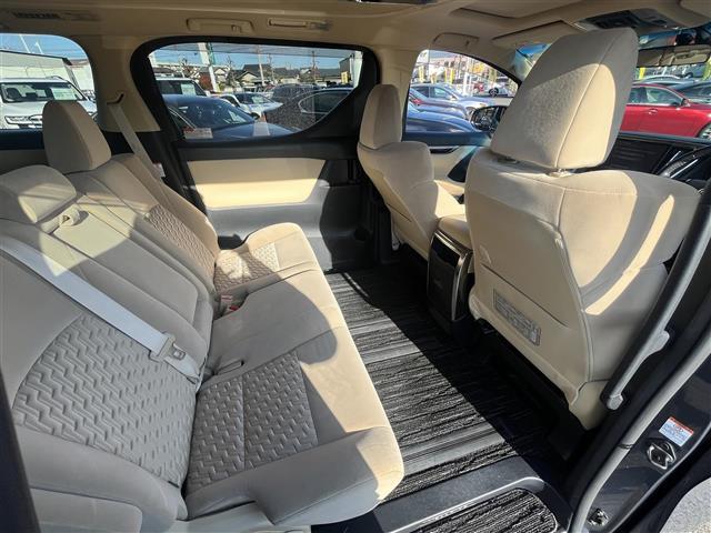 ヴェルファイアハイブリッド Ｘ　社外ナビ　８人乗り　後席モニター　ＥＴＣ　ＰＳドア（13枚目）