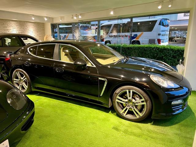 パナメーラ ４Ｓ　ＰＤＫ　４ＷＤ（8枚目）