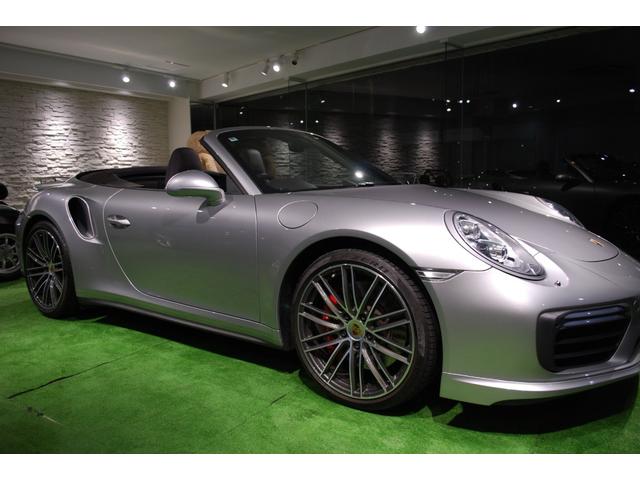 ９１１ ９１１カブリオレ　ターボＰＤＫ　エスプレッソ＆マホガニーインテリア／スポクロ／ＢＯＳＥサウンド／ＰＤＬＳプラス／フロントリフト／ブラインドスポット／アダプティブクルコン／レーンチェンジアシスト／アダプティブスポーツシートプラス（11枚目）