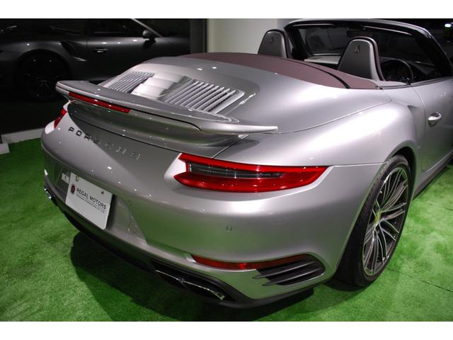 ９１１ ９１１カブリオレ　ターボＰＤＫ　エスプレッソ＆マホガニーインテリア／スポクロ／ＢＯＳＥサウンド／ＰＤＬＳプラス／フロントリフト／ブラインドスポット／アダプティブクルコン／レーンチェンジアシスト／アダプティブスポーツシートプラス（13枚目）