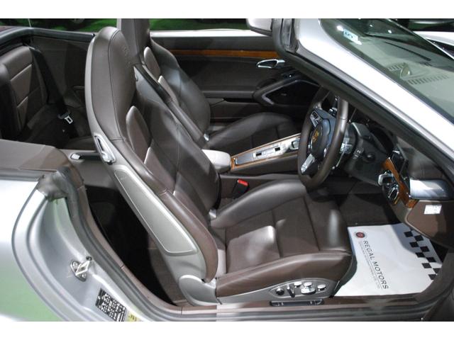 ９１１ ９１１カブリオレ　ターボＰＤＫ　エスプレッソ＆マホガニーインテリア／スポクロ／ＢＯＳＥサウンド／ＰＤＬＳプラス／フロントリフト／ブラインドスポット／アダプティブクルコン／レーンチェンジアシスト／アダプティブスポーツシートプラス（17枚目）