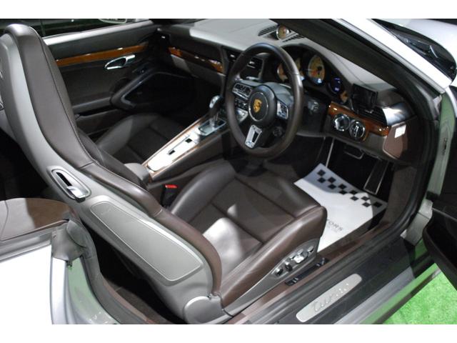 ９１１ ９１１カブリオレ　ターボＰＤＫ　エスプレッソ＆マホガニーインテリア／スポクロ／ＢＯＳＥサウンド／ＰＤＬＳプラス／フロントリフト／ブラインドスポット／アダプティブクルコン／レーンチェンジアシスト／アダプティブスポーツシートプラス（18枚目）