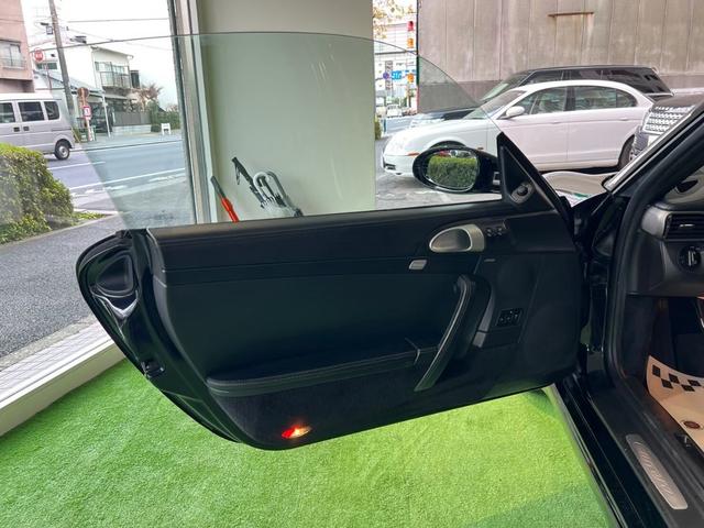 ９１１ ９１１カレラ　サンルーフ　フルレザー６速ＭＴ　ＥＴＣ　ドラレコ（9枚目）