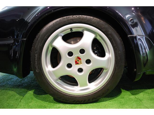 ９１１ ９１１カレラ４　４ＷＤ　ジュビリー３０周年記念限定車正規輸入２０台（29枚目）