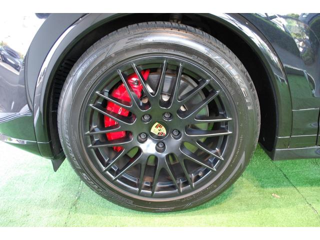 カイエン ＧＴＳ　ティプトロニックＳ　４ＷＤ　スポーツクロノパッケージ／ＢＯＳＥサウンド（30枚目）