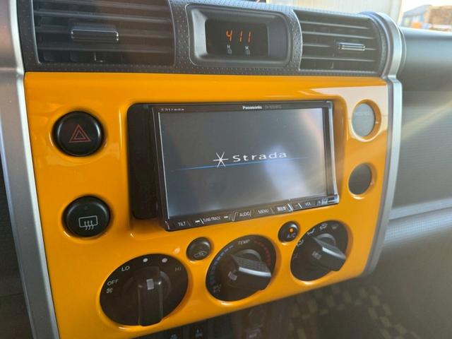 ＦＪクルーザー ベースグレード　４ＷＤ　ＥＴＣ　バックカメラ　ナビ　社外フロントグリルガード　キーレス　背面タイヤ　アルミホイール（21枚目）