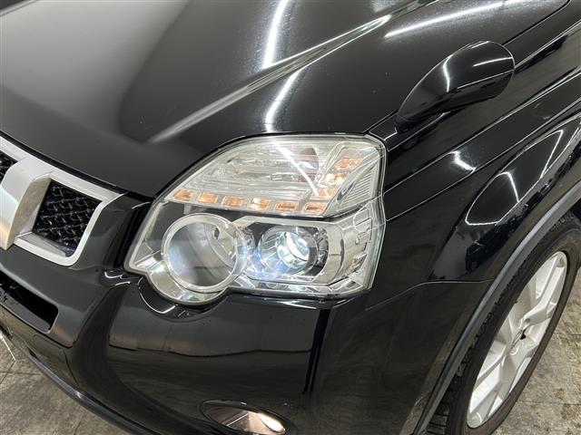 エクストレイル ２０Ｘｔｔ　純正ナビ／フルセグ／ＤＶＤ／ＢＴＡ　バックカメラ　全席シートヒーター　純正１８インチアルミ　ＥＴＣ　ＨＩＤライト　オートリトラミラー　ダウンヒルアシストコントロール　電格ミラー　レザーシート（31枚目）