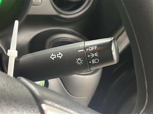 N-BOX G・Lパッケージ 社外メモリナビ(フルセグ/CD/DVD/BTA)バックカメラ 片側パワースライドドア ETC 純正フロアマット チップアップシート ベンチシート 純正ハロゲンヘッドライト スマートキー スペアキー(10枚目)