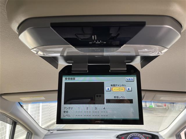 フリード G ジャストセレクション 社外HDDナビ/フルセグ/DVD 左側パワースライド HIDライト 社外14インチアルミ オートライト ETC 社外フリップダウン キーレス 電格ウィンカーミラー(22枚目)