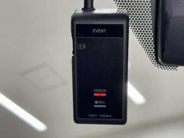 ＵＸ ＵＸ２５０ｈ　バージョンＣ　アダクティブクルーズコントロール　盗難防止装置　フルセグ　ＬＥＤヘッド　ナビ＆ＴＶ　スマートキー　キーレス　ＥＴＣ　電動シート　ＥＳＣ　ＡＡＣ　ミュージックプレイヤー接続可　ＤＶＤ　メモリーナビ（12枚目）