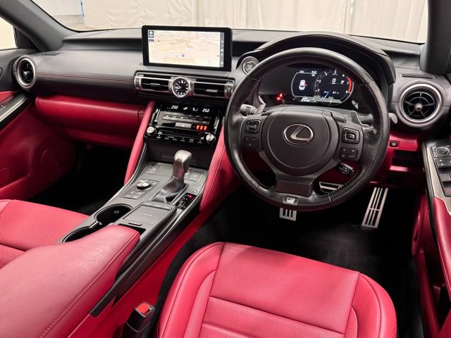 IS IS300 Fスポーツ バックC 追従クルコン 横滑り防止装置 フルセグ DVD ナビTV 盗難防止装置 メモリーナビ パワーウィンドウ ミュージックプレイヤー接続可 パワーシート ETC スマートキー エアバッグ アルミ(6枚目)