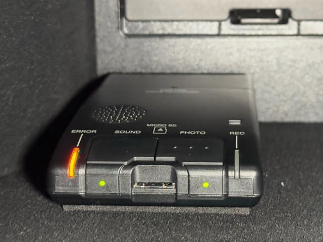 LS LS500 Fスポーツ エアロ サンル-フ LEDヘッド エアコン ETC車載器 記録簿 スマキー 本革シート AUX Pシート 横滑り防止装置 盗難防止システム TVナビ メモリーナビ アルミホイール バックカメラ(13枚目)