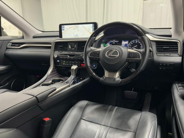 RX RX450h バージョンL ワンオーナ リアカメラ ナビTV 地デジ 本革 メモリナビ 横滑り防止装置 盗難防止装置 記録簿 エアバッグ DVD再生機能 大型サンルーフ ABS LEDライト ミュージックプレイヤー接続可 ETC(6枚目)